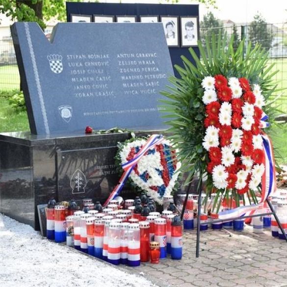  U Borovu obilježena 32. godišnjica pogibije 12 hrvatskih redarstvenika