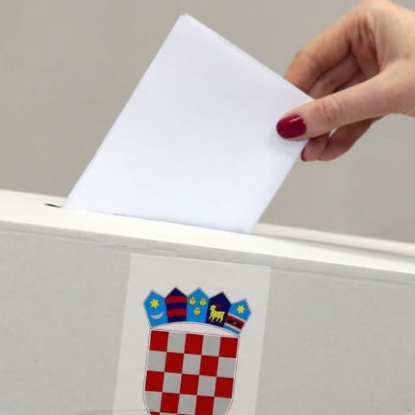Parlamentarni izbori: Otvoreno 6 i pol tisuća biračkih mjesta