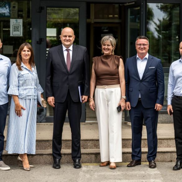 UGOVORI ZA STIPENDIRANJE UČENIKA U OBRTNIČKIM ZANIMANJIMA