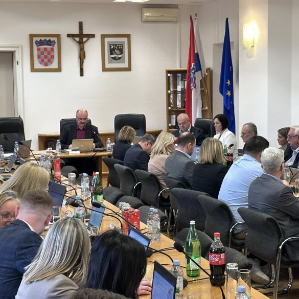 Održana šesta sjednica Gradskog vijeća Slavonskog Broda