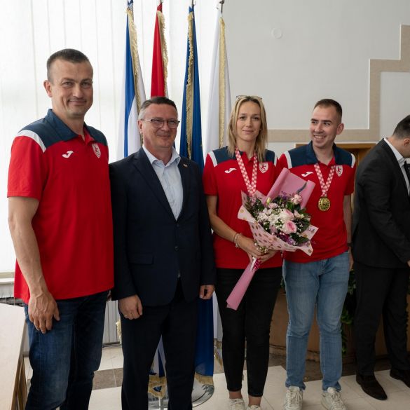 Župan čestitao brodskim košarkašicama na povijesnom uspjehu