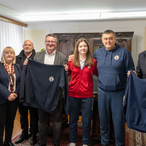 Prijem za uspješnu mladu rukometašicu Barbaru Tolić 