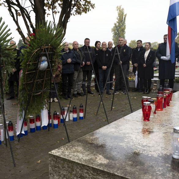 Izaslanstva obilježila blagdan Svih Svetih i Dušni dan
