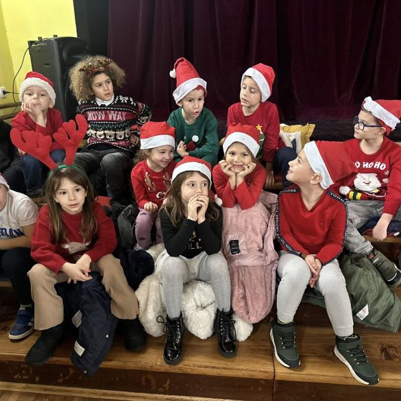 Božićna čarolija - pokloni stigli za djecu iz udomiteljskih obitelji 